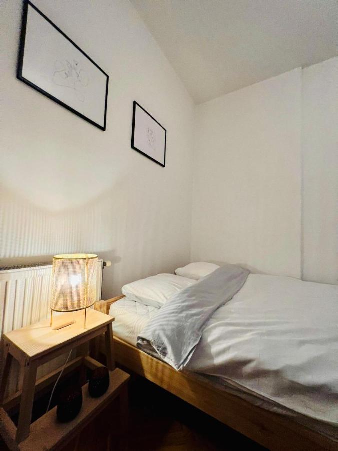 My Home In Prishtina - Spacious & Cozy 2Br Apartment With Balcony Pristina Exterior foto